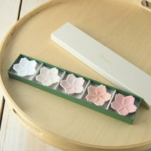 Load image into Gallery viewer, Sakura Chopstick Rest Set
